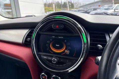 34 of 39 for Mini Hatch 1.5 Cooper Euro 6 (s/s) 3dr