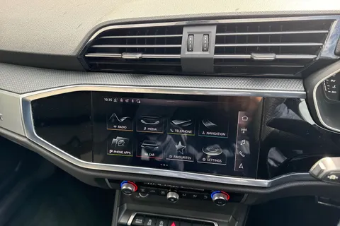 DG21KCF Audi Q3 2.0 TFSI 45 S line Sportback S Tronic quattro Euro 6 (s/s) 5dr Thumbnail #35