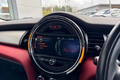 35 of 39 for Mini Hatch 1.5 Cooper Euro 6 (s/s) 3dr