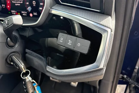 DX73XFU Audi Q3 1.5 TFSI CoD 35 S line Sportback S Tronic Euro 6 (s/s) 5dr Thumbnail #32