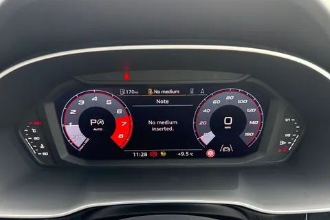 DX73XFU Audi Q3 1.5 TFSI CoD 35 S line Sportback S Tronic Euro 6 (s/s) 5dr Thumbnail #36