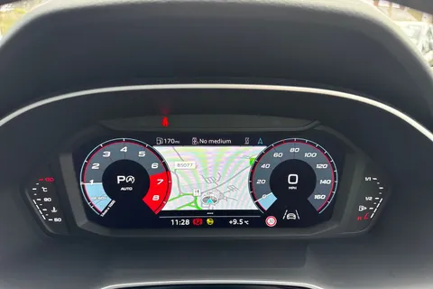 DX73XFU Audi Q3 1.5 TFSI CoD 35 S line Sportback S Tronic Euro 6 (s/s) 5dr Thumbnail #38