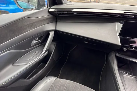 DF23YBB PEUGEOT 408 1.2 PureTech GT Fastback EAT Euro 6 (s/s) 5dr Thumbnail #21