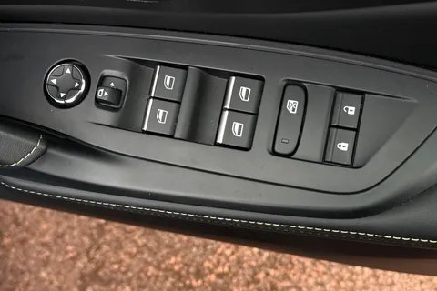 DF23YBB PEUGEOT 408 1.2 PureTech GT Fastback EAT Euro 6 (s/s) 5dr Thumbnail #22