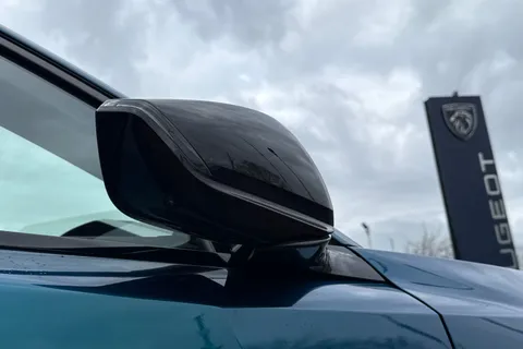 DF23YBB PEUGEOT 408 1.2 PureTech GT Fastback EAT Euro 6 (s/s) 5dr Thumbnail #26