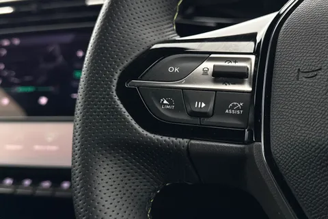 DF23YBB PEUGEOT 408 1.2 PureTech GT Fastback EAT Euro 6 (s/s) 5dr Thumbnail #36