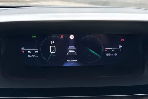 DF23YBB PEUGEOT 408 1.2 PureTech GT Fastback EAT Euro 6 (s/s) 5dr Thumbnail #38