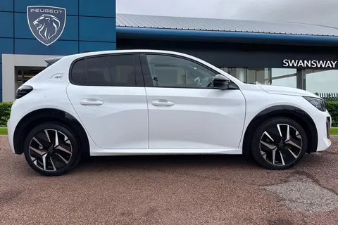 KO74XMM PEUGEOT 208 1.2 PureTech GT Euro 6 (s/s) 5dr Thumbnail #4