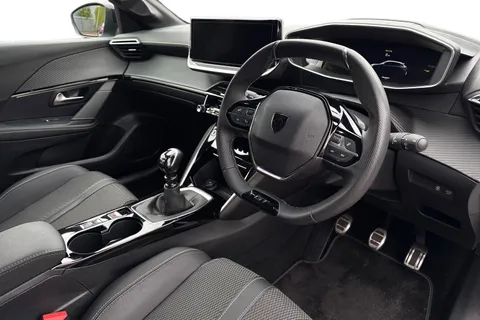 KO74XMM PEUGEOT 208 1.2 PureTech GT Euro 6 (s/s) 5dr Thumbnail #14