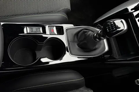 KO74XMM PEUGEOT 208 1.2 PureTech GT Euro 6 (s/s) 5dr Thumbnail #23