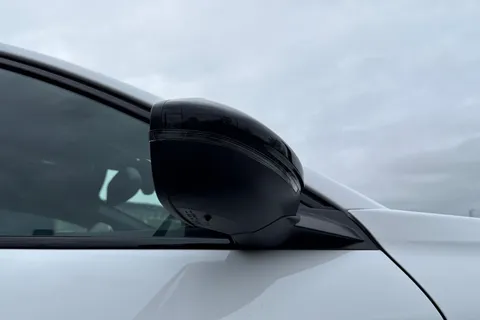 KO74XMM PEUGEOT 208 1.2 PureTech GT Euro 6 (s/s) 5dr Thumbnail #25