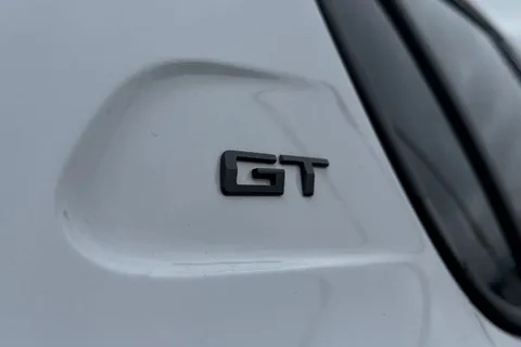 KO74XMM PEUGEOT 208 1.2 PureTech GT Euro 6 (s/s) 5dr Thumbnail #26