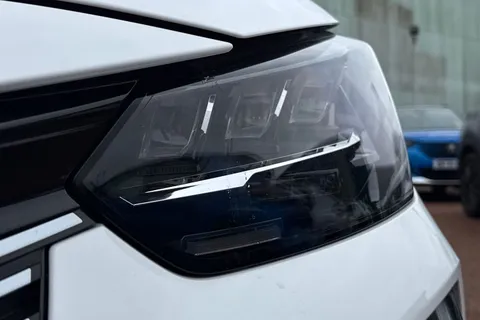 KO74XMM PEUGEOT 208 1.2 PureTech GT Euro 6 (s/s) 5dr Thumbnail #30