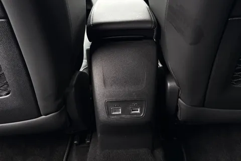 KO74XMM PEUGEOT 208 1.2 PureTech GT Euro 6 (s/s) 5dr Thumbnail #32