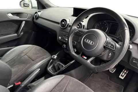 KP17OKU Audi A1 1.4 TFSI CoD Black Edition Sportback Euro 6 (s/s) 5dr Thumbnail #9