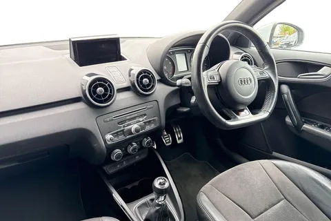 KP17OKU Audi A1 1.4 TFSI CoD Black Edition Sportback Euro 6 (s/s) 5dr Thumbnail #10