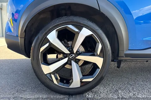 PN23WHT Nissan Juke 1.0 DIG-T Tekna Euro 6 (s/s) 5dr Thumbnail #12