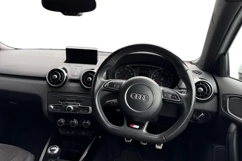 KP17OKU Audi A1 1.4 TFSI CoD Black Edition Sportback Euro 6 (s/s) 5dr Thumbnail #14