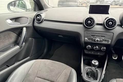 KP17OKU Audi A1 1.4 TFSI CoD Black Edition Sportback Euro 6 (s/s) 5dr Thumbnail #16