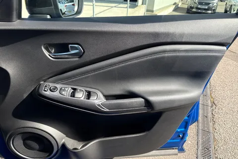 PN23WHT Nissan Juke 1.0 DIG-T Tekna Euro 6 (s/s) 5dr Thumbnail #22