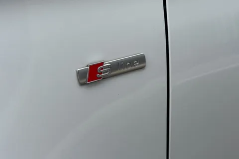 KP17OKU Audi A1 1.4 TFSI CoD Black Edition Sportback Euro 6 (s/s) 5dr Thumbnail #26