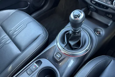 PN23WHT Nissan Juke 1.0 DIG-T Tekna Euro 6 (s/s) 5dr Thumbnail #24