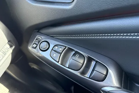 PN23WHT Nissan Juke 1.0 DIG-T Tekna Euro 6 (s/s) 5dr Thumbnail #40