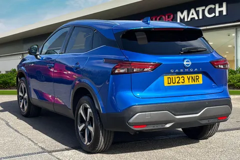 DU23YNR Nissan Qashqai 1.3 DIG-T MHEV N-Connecta XTRON Euro 6 (s/s) 5dr Thumbnail #3