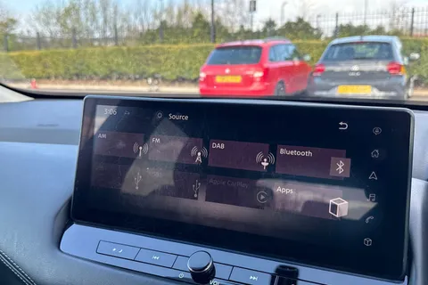 DU23YNR Nissan Qashqai 1.3 DIG-T MHEV N-Connecta XTRON Euro 6 (s/s) 5dr Thumbnail #43