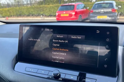 DU23YNR Nissan Qashqai 1.3 DIG-T MHEV N-Connecta XTRON Euro 6 (s/s) 5dr Thumbnail #44