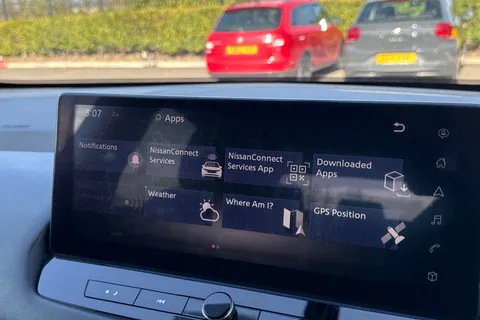 DU23YNR Nissan Qashqai 1.3 DIG-T MHEV N-Connecta XTRON Euro 6 (s/s) 5dr Thumbnail #47