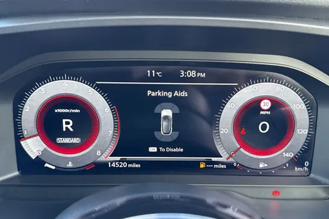 DU23YNR Nissan Qashqai 1.3 DIG-T MHEV N-Connecta XTRON Euro 6 (s/s) 5dr Thumbnail #51