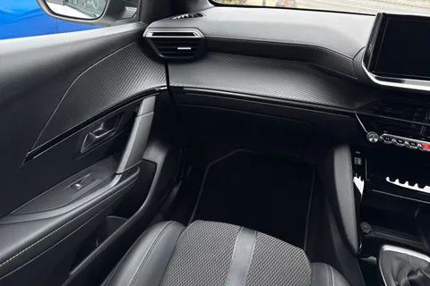 RE24JDJ PEUGEOT 208 1.2 PureTech GT Euro 6 (s/s) 5dr Thumbnail #20