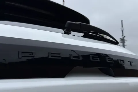 RE24JDJ PEUGEOT 208 1.2 PureTech GT Euro 6 (s/s) 5dr Thumbnail #30