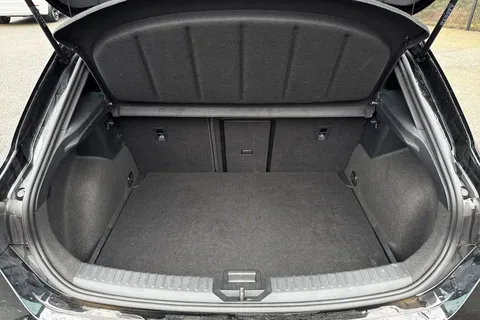 8 of 54 for CUPRA Leon 1.5 eTSI V2 DSG Euro 6 (s/s) 5dr
