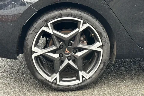 12 of 54 for CUPRA Leon 1.5 eTSI V2 DSG Euro 6 (s/s) 5dr
