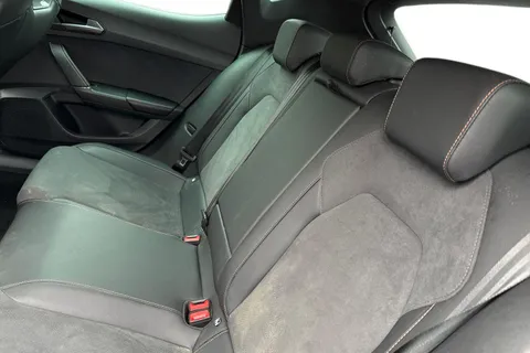 17 of 54 for CUPRA Leon 1.5 eTSI V2 DSG Euro 6 (s/s) 5dr
