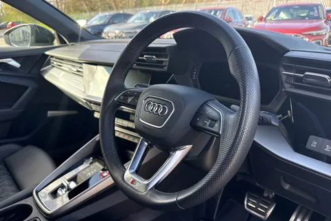 PG73XZT Audi S3 Black Edition TFSI  310 PS S tronic Thumbnail #44