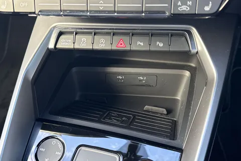 PG73XZT Audi S3 Black Edition TFSI  310 PS S tronic Thumbnail #47