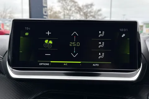 YS71UZV PEUGEOT 208 1.2 PureTech GT Euro 6 (s/s) 5dr Thumbnail #23