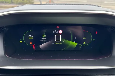 YS71UZV PEUGEOT 208 1.2 PureTech GT Euro 6 (s/s) 5dr Thumbnail #38