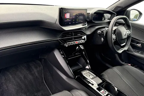BL73PHF PEUGEOT 2008 1.2 PureTech GT EAT Euro 6 (s/s) 5dr Thumbnail #16