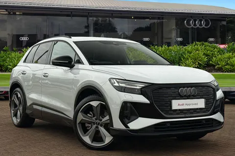 1 of 66 for Audi Q4 e-tron Q4 Black Edition 45 e-tron 210,00 kW