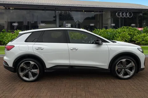 3 of 66 for Audi Q4 e-tron Q4 Black Edition 45 e-tron 210,00 kW