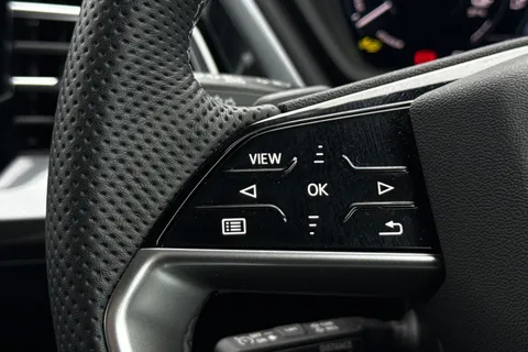 35 of 66 for Audi Q4 e-tron Q4 Black Edition 45 e-tron 210,00 kW