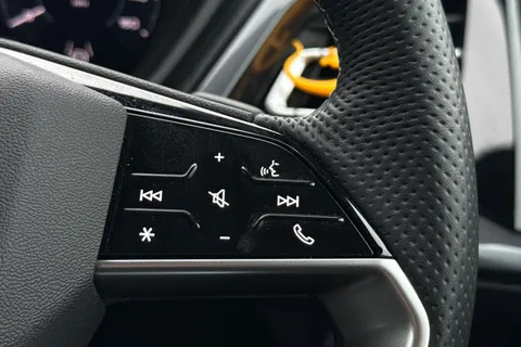 36 of 66 for Audi Q4 e-tron Q4 Black Edition 45 e-tron 210,00 kW