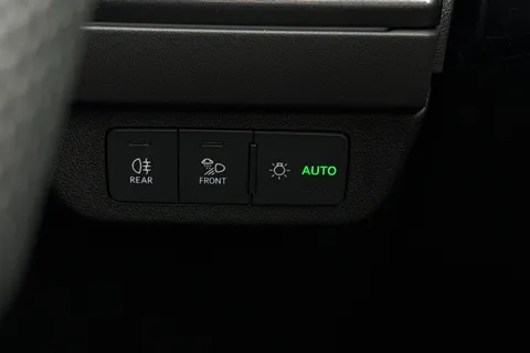 45 of 66 for Audi Q4 e-tron Q4 Black Edition 45 e-tron 210,00 kW