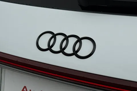 49 of 66 for Audi Q4 e-tron Q4 Black Edition 45 e-tron 210,00 kW