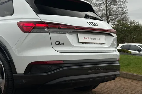 52 of 66 for Audi Q4 e-tron Q4 Black Edition 45 e-tron 210,00 kW