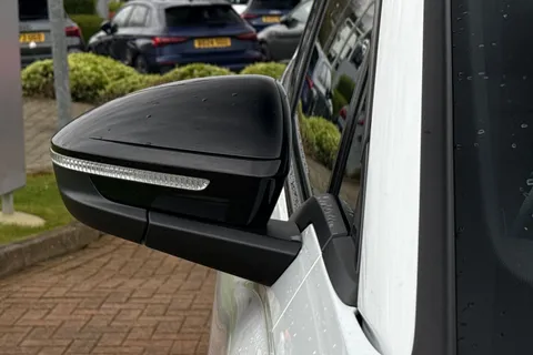 54 of 66 for Audi Q4 e-tron Q4 Black Edition 45 e-tron 210,00 kW